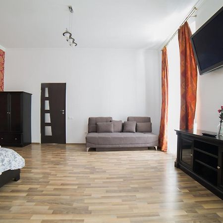 Central Studio Bnb Brașov Exterior foto