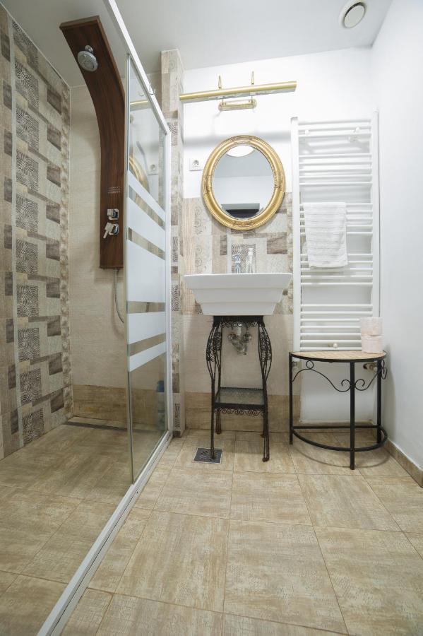 Central Studio Bnb Brașov Exterior foto